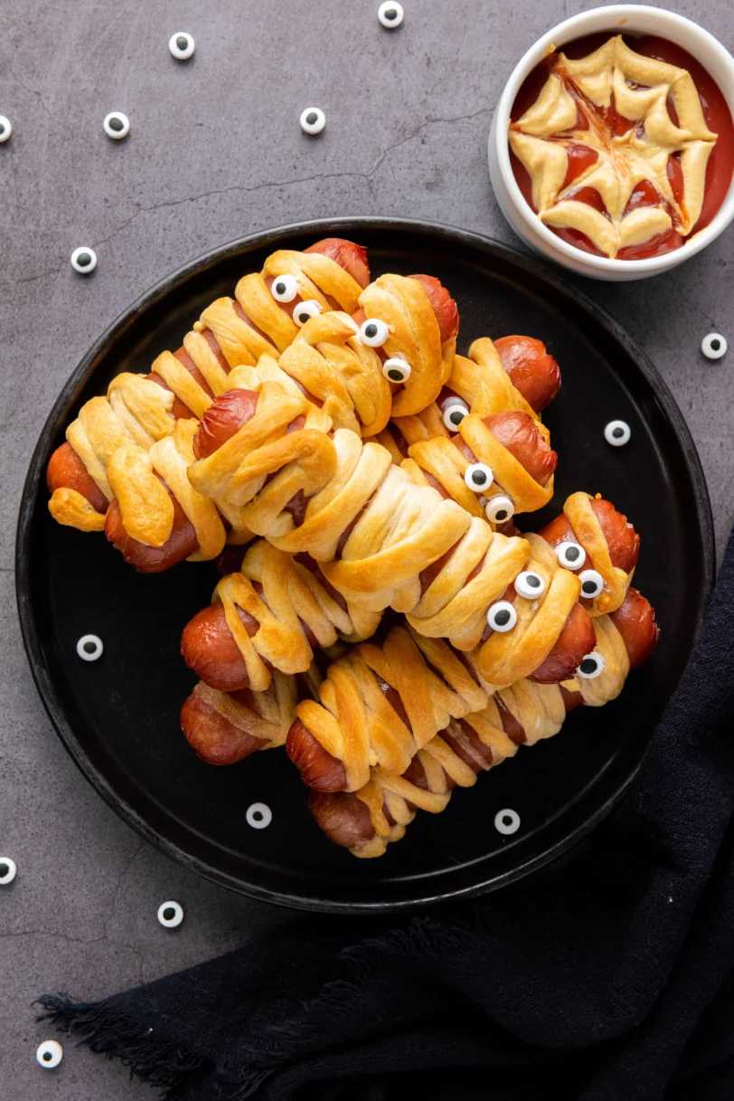 30+ Halloween Party Food Ideas for Kids